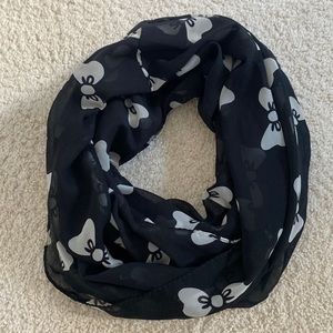 Black and White Bow Infinity Scarf